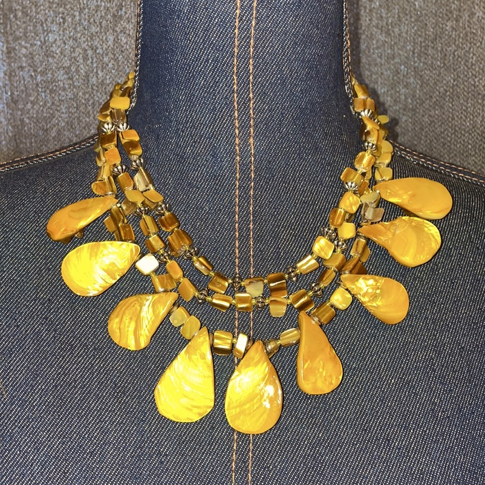 🎄 Triple layered women’s neckwear
